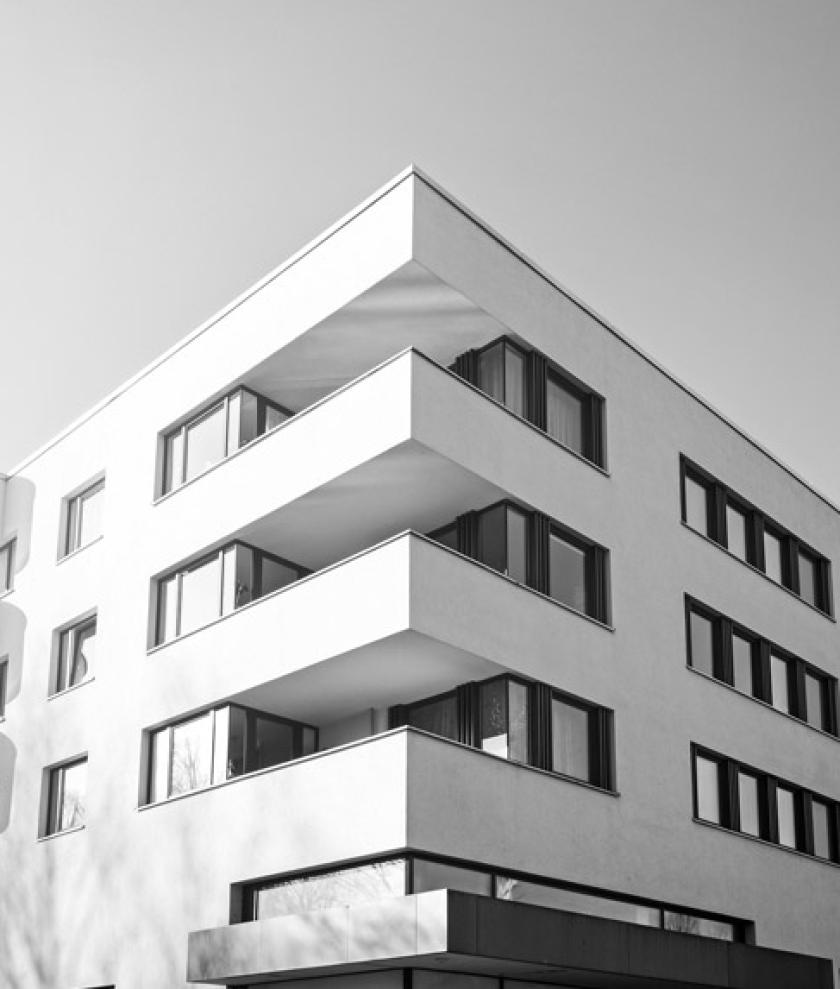 Pretigiou building